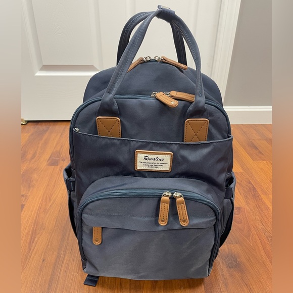 Ruvalino diaper bag. Lightly used. Navy blue with changing pad - Picture 11 of 13